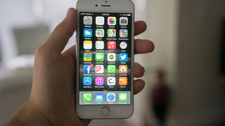 El iPhone 6, premio en el MWC al mejor móvil junto al LG G3